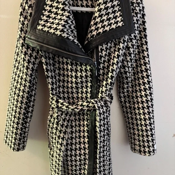 Calvin Klein Jacket - Picture 3 of 6